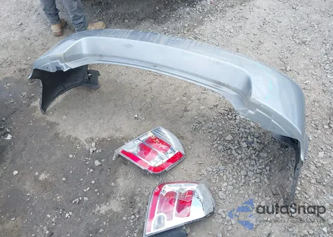 2011 Nissan Sentra 2.0 z USA, uszkodzony, nr VIN 3N1AB6AP2BL643102